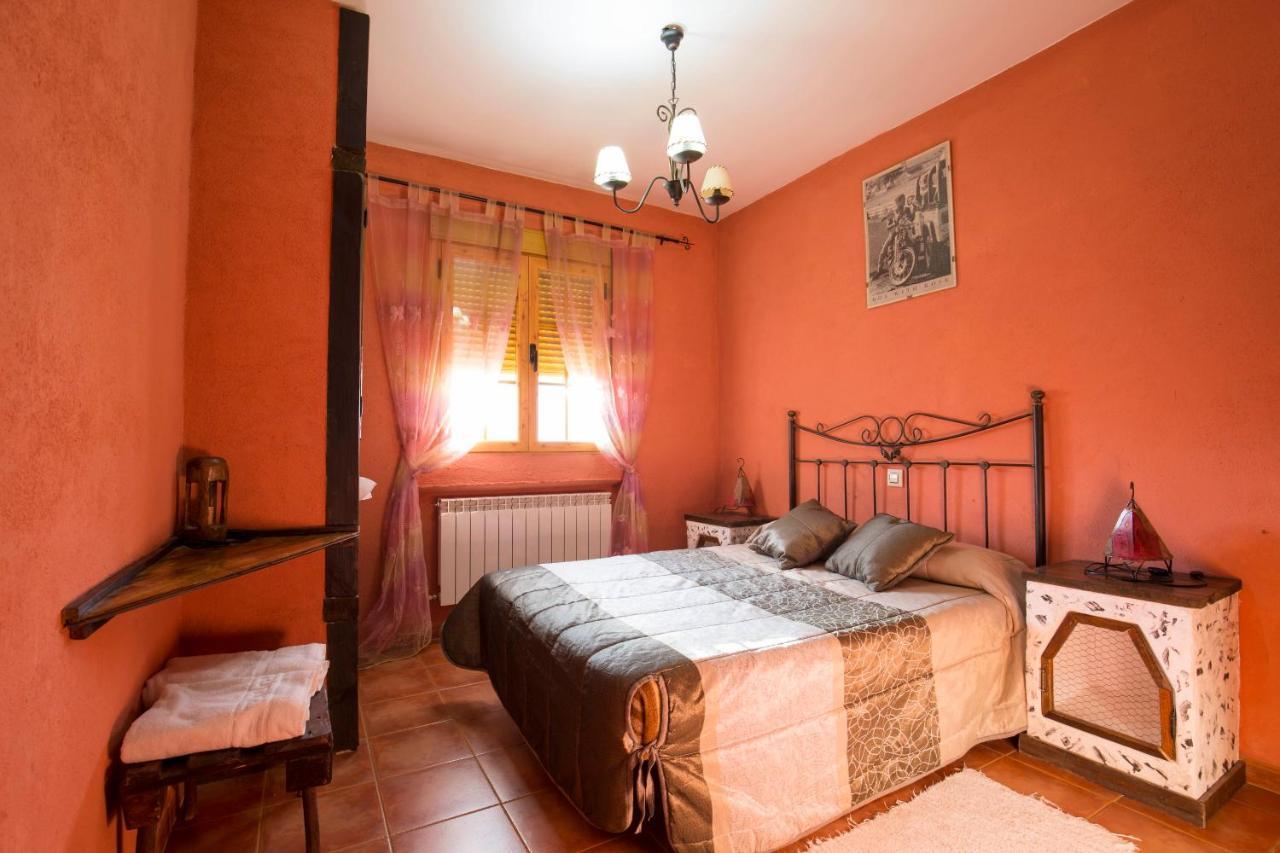 El Robledillo Villa Exteriör bild